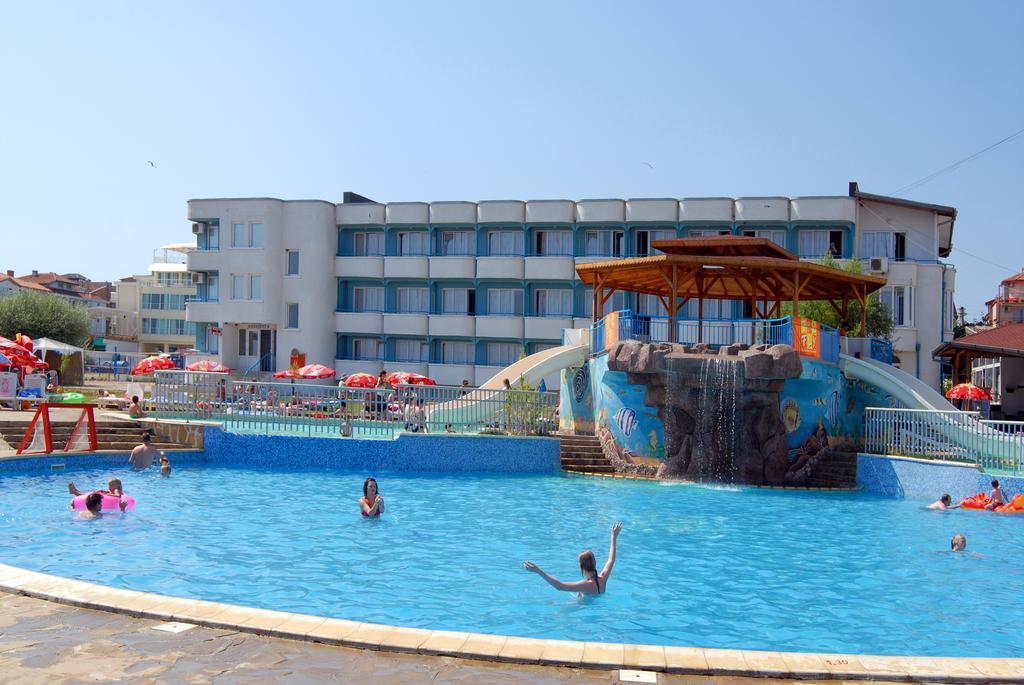 Perla Beach Hotel III Primorsko Exterior photo